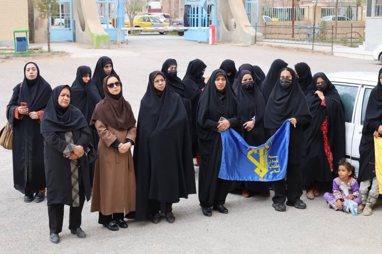 خروش دانشگاهیان دانشگاه آزاد اسلامی در حمایت از فاتحان خیبر خروش دانشگاهیان دانشگاه آزاد اسلامی در حمایت از فاتحان خیبر