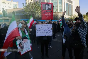 تشییع پیکر مطهر دریابان شهید &laquo;علیرضا تنگسیری&raquo; فرمانده دلاور خلیج فارس و جمعی از شهدای والامقام