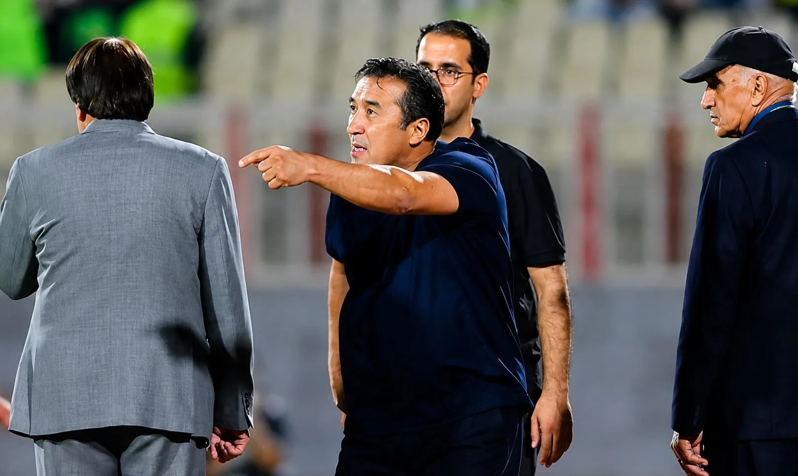 خداداد عزیزی