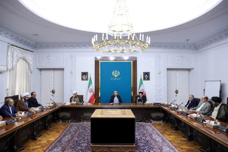 پزشکیان
سازمان اوقاف و امور خیریه