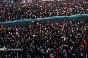 آیین بدرقه و تشییع رهبر شهید در مسجد مقدس جمکران