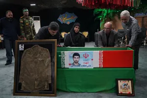 مراسم وداع با پیکر شهید علی اکبر گندمی