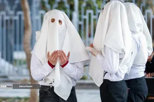 اولین روز اجراهای خیابانی جشنواره تئاتر فجر
