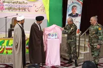 رونمایی از کتاب«بیرق‌های عزت» نوشته دانشجوی دانشگاه آزاد کاشان