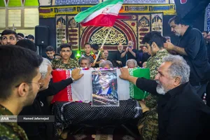 وداع با پیکر بسیجی شهید حسین یوسفخانی
