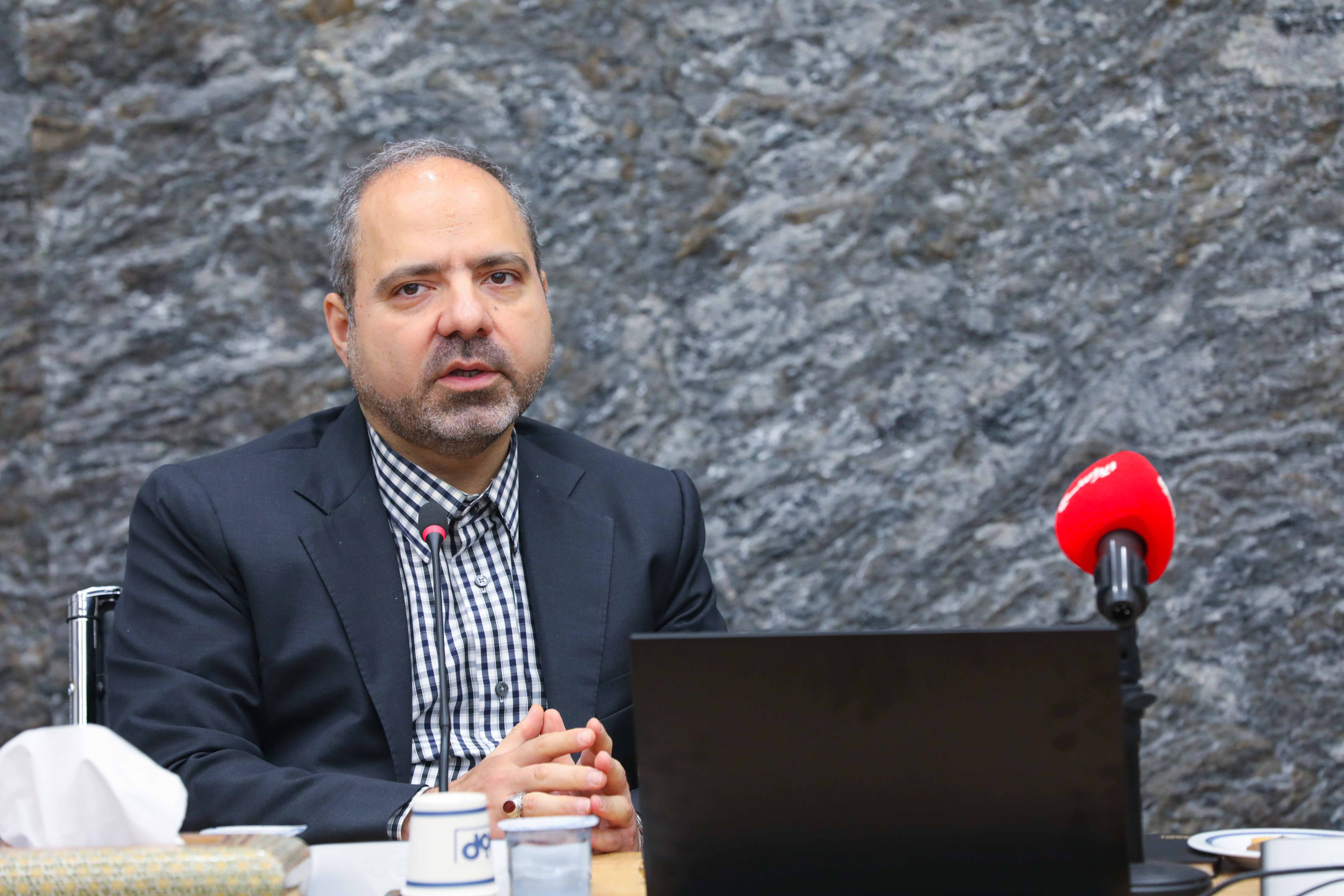 معاون فناوری، نوآوری و تحقیقات دانشگاه آزاد اسلامی از شرکت فولاد مبارکه