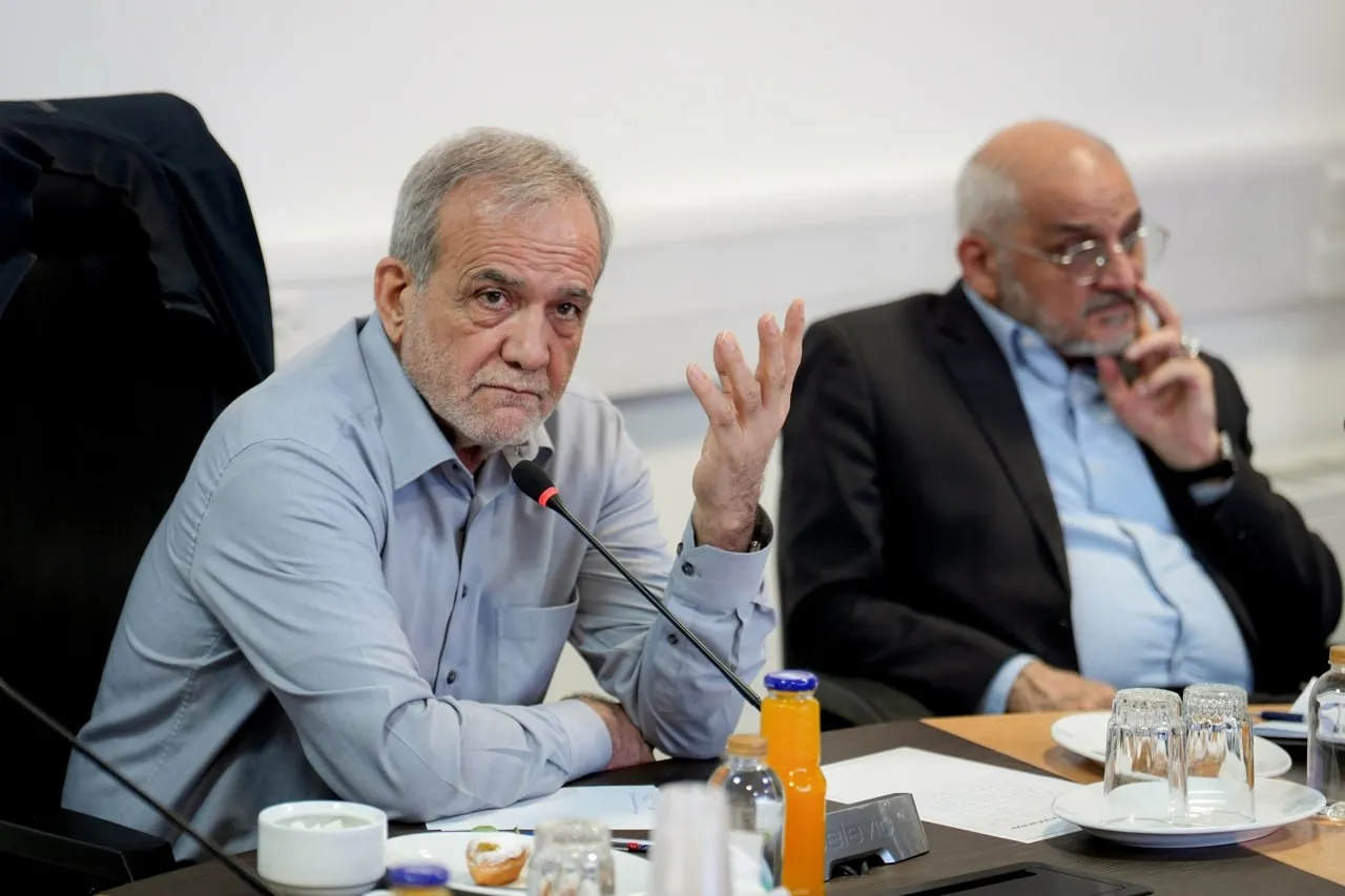مسعود پزشکیان
رئیس جمهور
جلسه هیأت دولت