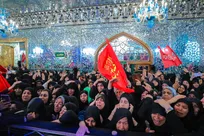 برگزاری دومین شب گرامیداشت رهبر شهید در حرم امام رضا(ع)