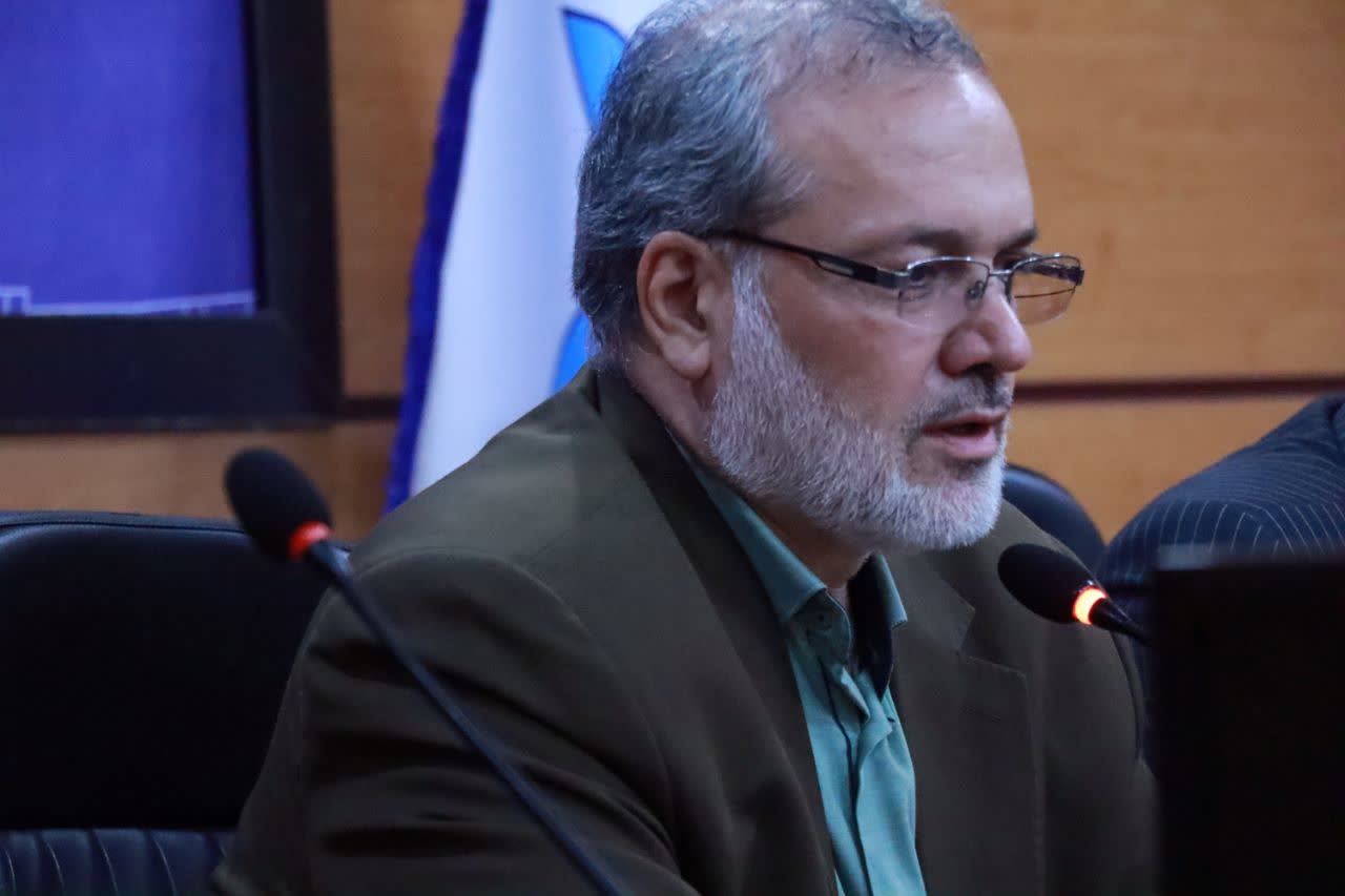استادان موتور محرکه تحول و تعالی در حوزههای آموزش، تربیت و فناوری هستند استادان موتور محرکه تحول و تعالی در حوزههای آموزش، تربیت و فناوری هستند