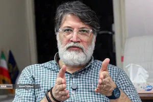 محمد خیراندیش، نویسنده، طراح، انیماتور و سازنده انیمیشن&zwnj;های سینمایی &laquo;پسر دلفینی ۱&raquo; و &laquo;پسر دلفینی ۲&raquo; 
