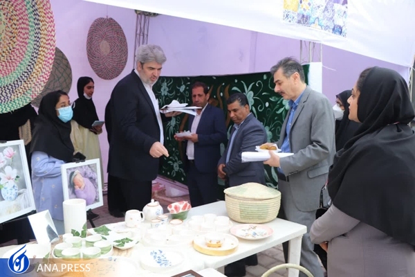 نمایشگاه و بازارچه صنایع خلاق در واحد بندعباس