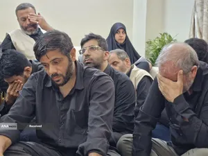 دیدار و تکریم خادمیاران رضوی منطقه 14 تهران با جمعی خانواده شهدا دفاع مقدس و جنگ 12 روزه صهیونیستی