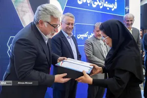 تقدیر از مدال آوران هفدهمین دوره المپیاد پزشکی دانشگاه آزاد اسلامی