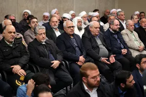 دیدار اقشار مختلف مردم در سالروز مبعث پیامبر اعظم (ص) با رهبر معظم انقلاب