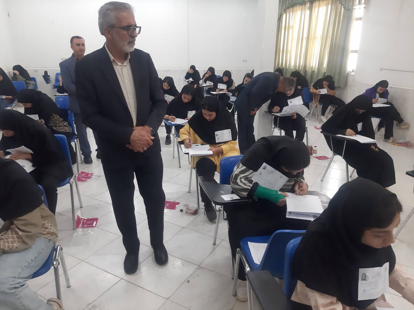 رقابت داغ داوطلبان کنکور ۱۴۰۴ در واحدهای دانشگاه آزاد2