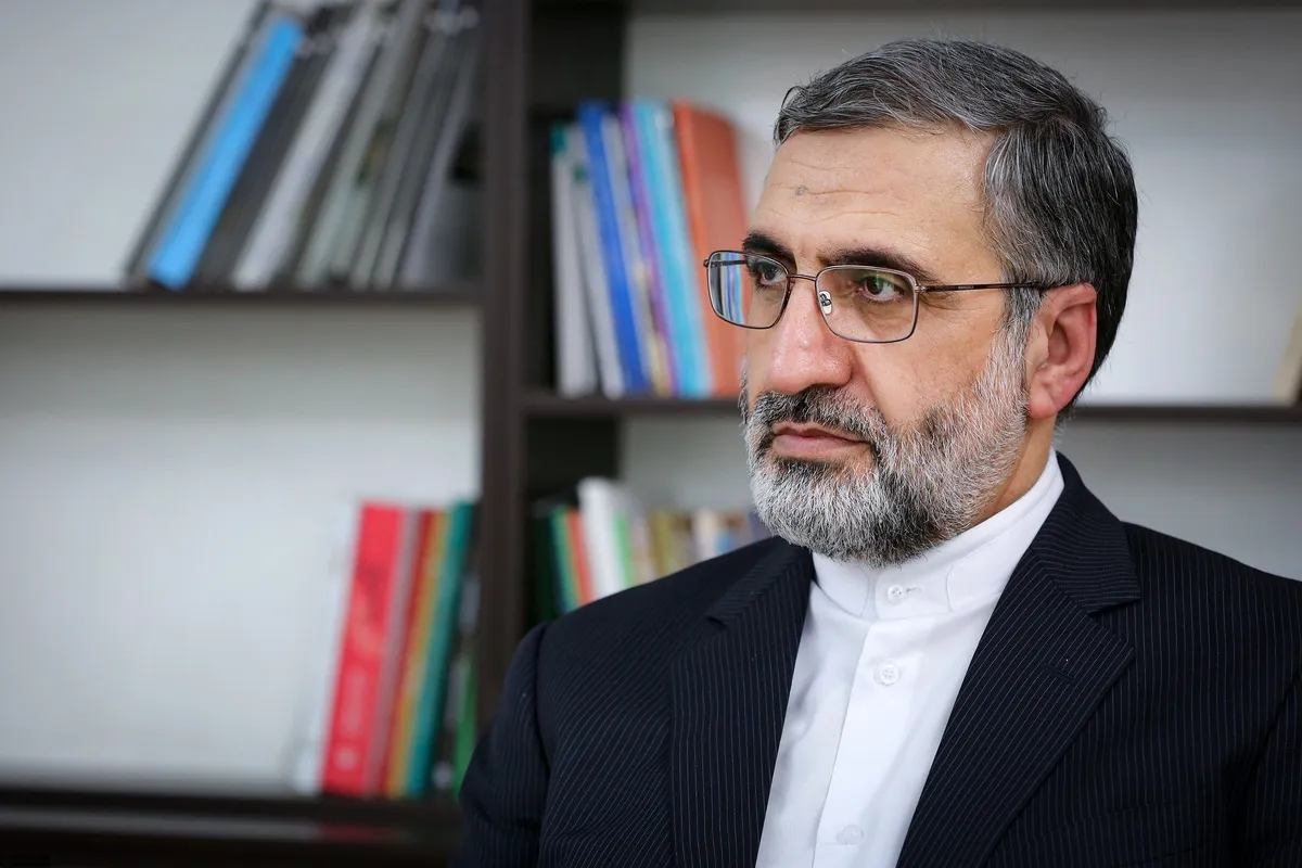 لحظات آخر بر رئیس‌جمهور و همراهان وی چطور گذشت؟ / امام‌جمعه تبریز تا ۳ ساعت زنده بود+ فیلم