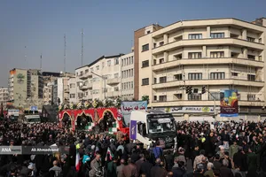 تشییع پیکر 100 شهید دوران دفاع مقدس همزمان با سالروز شهادت حضرت فاطمه زهرا(س) در تهران