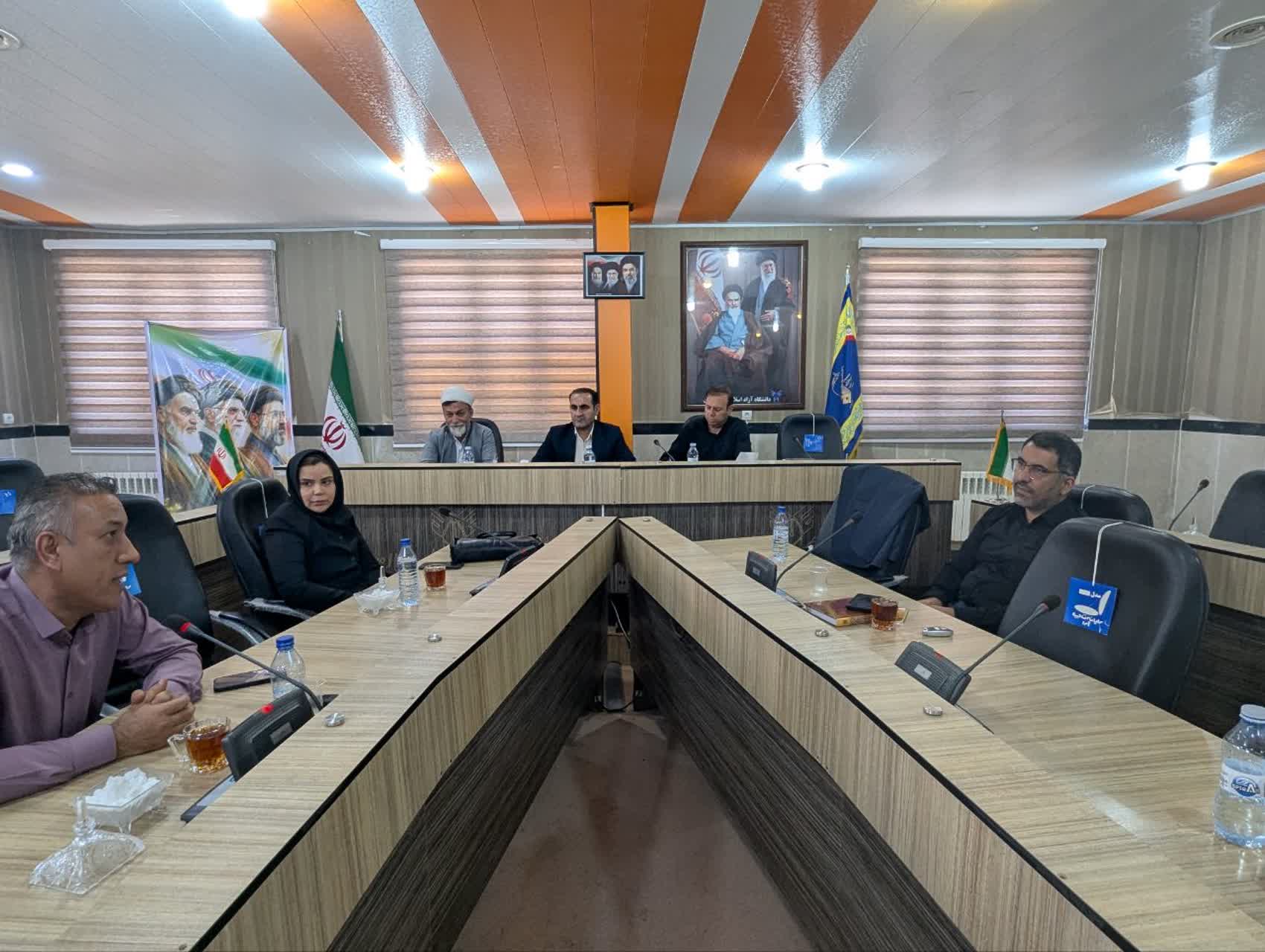 استادان بسیجی نقش مهمی در تربیت نسل آینده و پیشرفت کشور ایفا می‌کنند