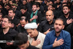 دومین شب مراسم عزاداری سالار شهیدان در حسینیه امام خمینی(ره)