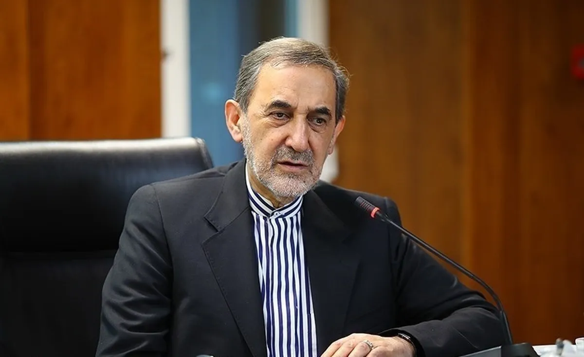 تقدیر دکتر ولایتی از دانشگاه آزاد در خصوص حفظ جایگاه مرجعیت علمی ایران