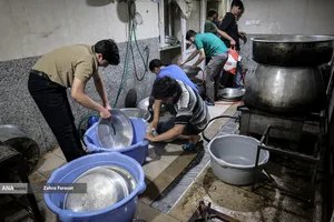  نوجوانانِ جبهه&zwnj; پشت خط