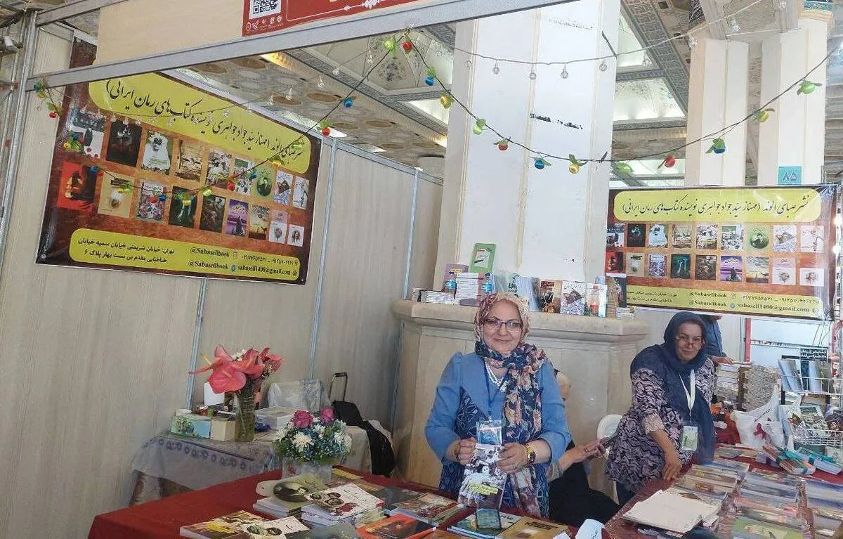 تجربه رمان‌نویسی شبانه در آشپزخانه/ کتابخوانی سطح آگاهی زنان خانه‌دار را بالا می‌برد