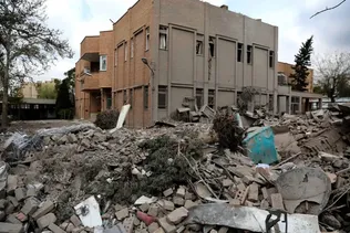 از نابودی مدرسه تا خاموش شدن هزاران رؤیا/ روایت یک معلم از درد حمله به مراکز علمی