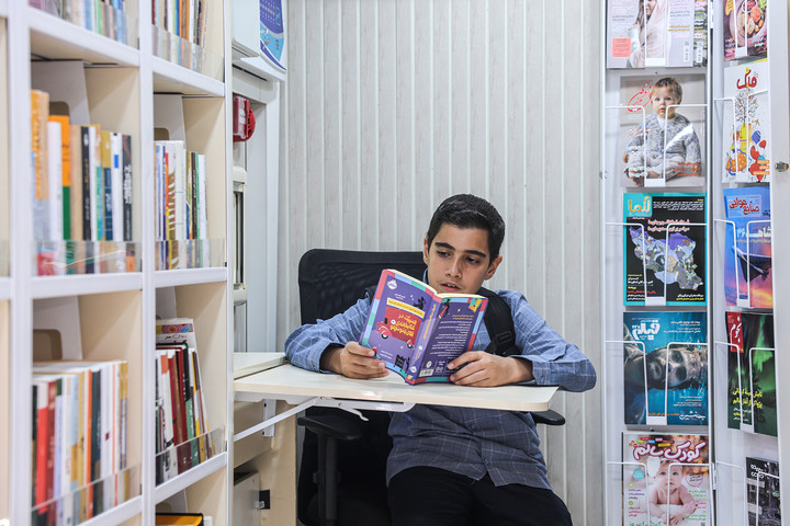 بهره‌برداری از ۴ دستگاه خودروی کتابخانه عمومی سیار