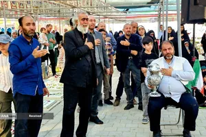 غبارروبی قطعه ۴۲ با حضور خادمیاران و یاوران رضوی