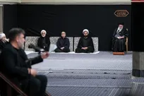 اولین شب از مراسم عزاداری ایام شهادت حضرت فاطمه‌زهرا (س) با حضور رهبر انقلاب برگزار شد