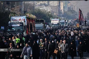 تشییع پیکر 100 شهید دوران دفاع مقدس همزمان با سالروز شهادت حضرت فاطمه زهرا(س) در تهران