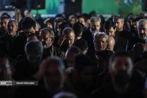 اقامه نماز استغاثه به امام زمان زمان(عج) - چهارراه نبرد خیابان پیروزی