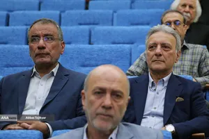 پاسداشت مقام استادان و یادبود پنج شهیددانشجوی شهید دانشگاه تهران در جنگ رمضان