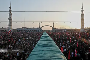 تشییع پیکر مطهر امام مجاهد شهید در شهر مقدس قم