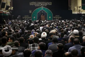 آخرین شب عزاداری شهادت حضرت زهرا(س) در حسینیه امام خمینی(ره)