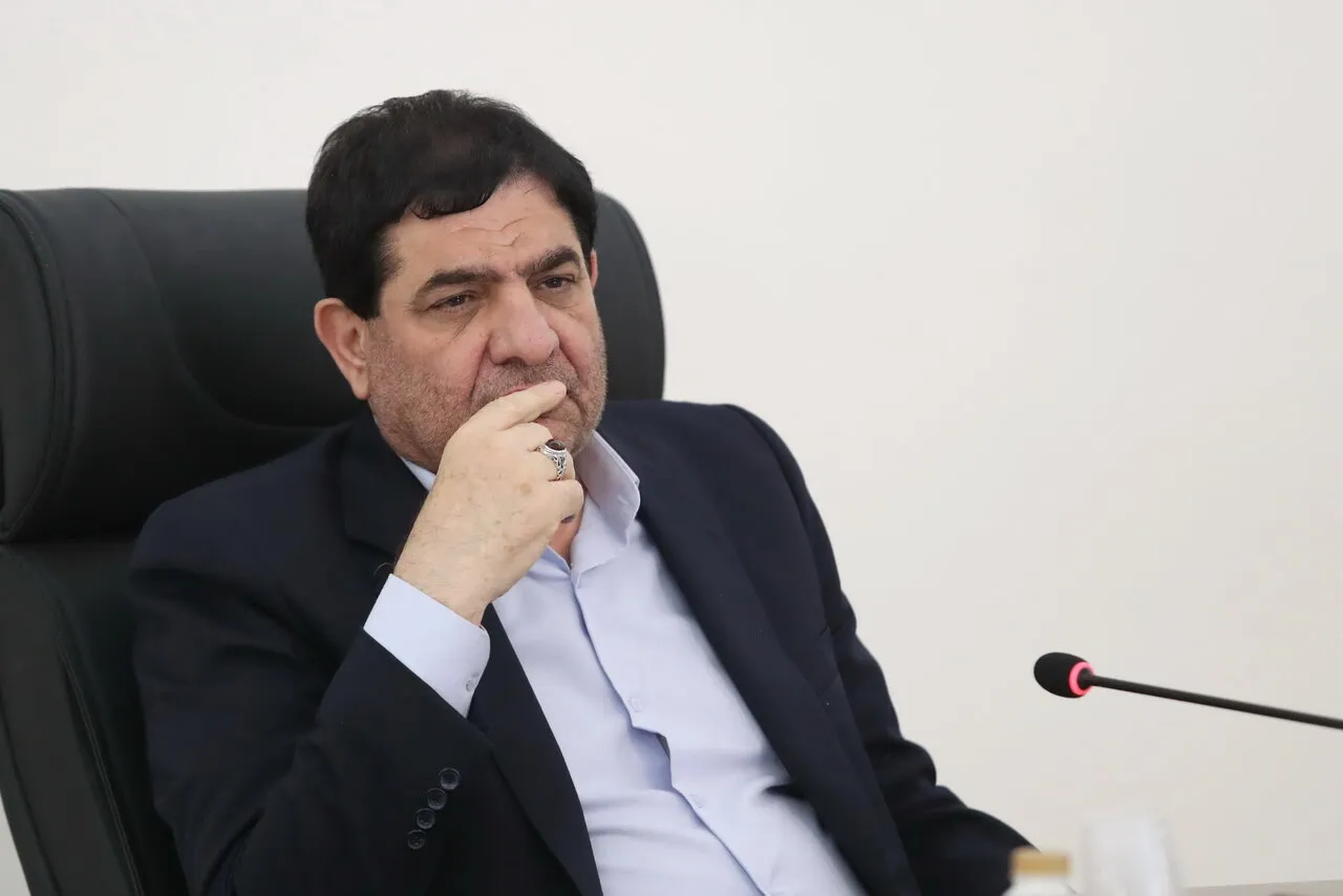 محمد مخبر
مشاور رهبر انقلاب
دیدار با خانواده شهید