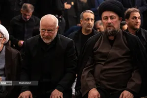  مراسم اقامه نماز بر پیکر مطهر رهبر شهید انقلاب در حرم رضوی 