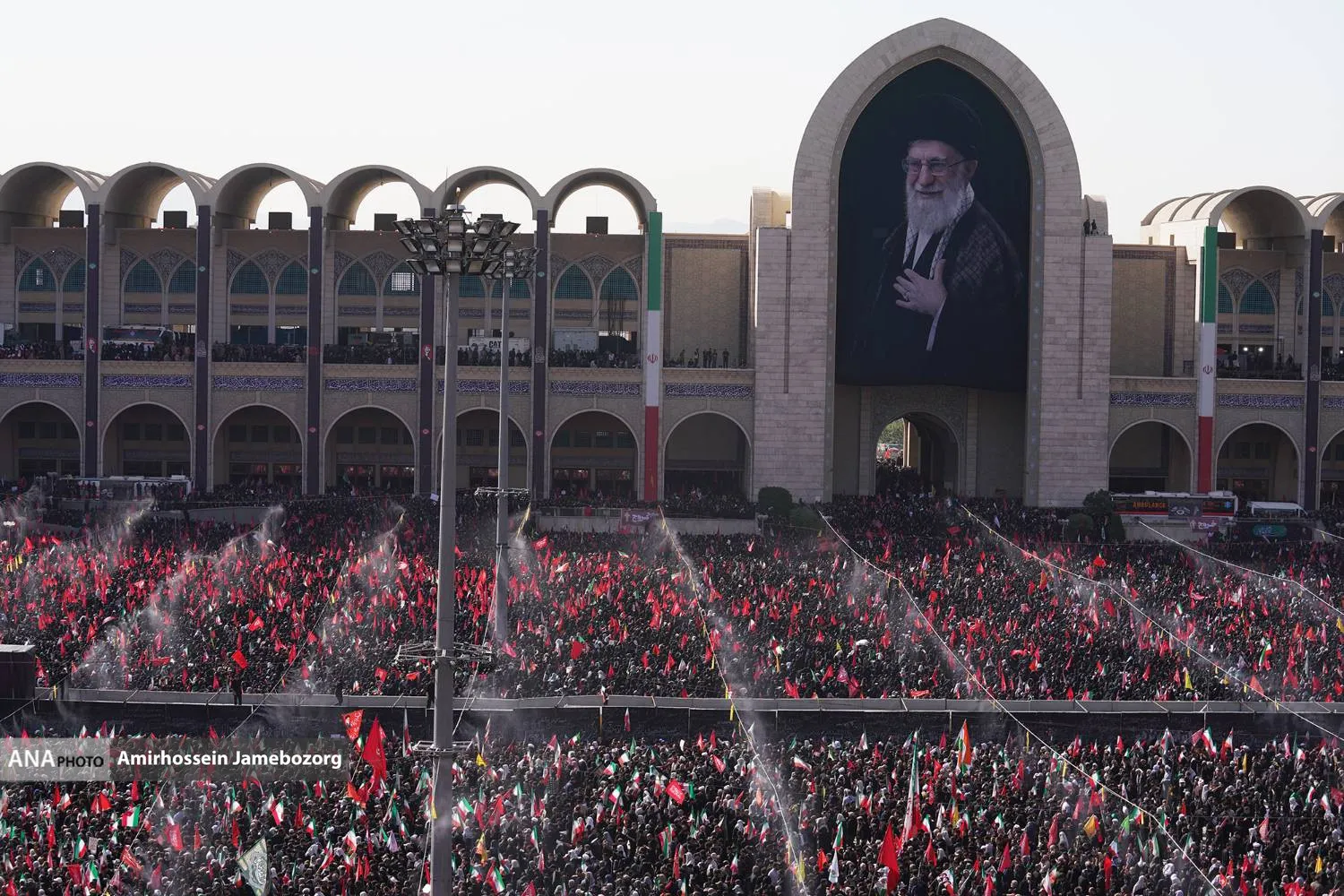 تشییع رهبر شهید انقلاب