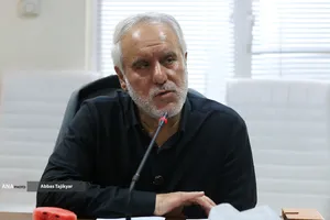 دکتر موسی فقیه حقانی رئیس پژوهشکده تاریخ معاصر در نشست علمی آیین تشییع بزرگان در تاریخ تشیع و انقلاب اسلامی؛ ابعاد، کارکردها و پیامدها