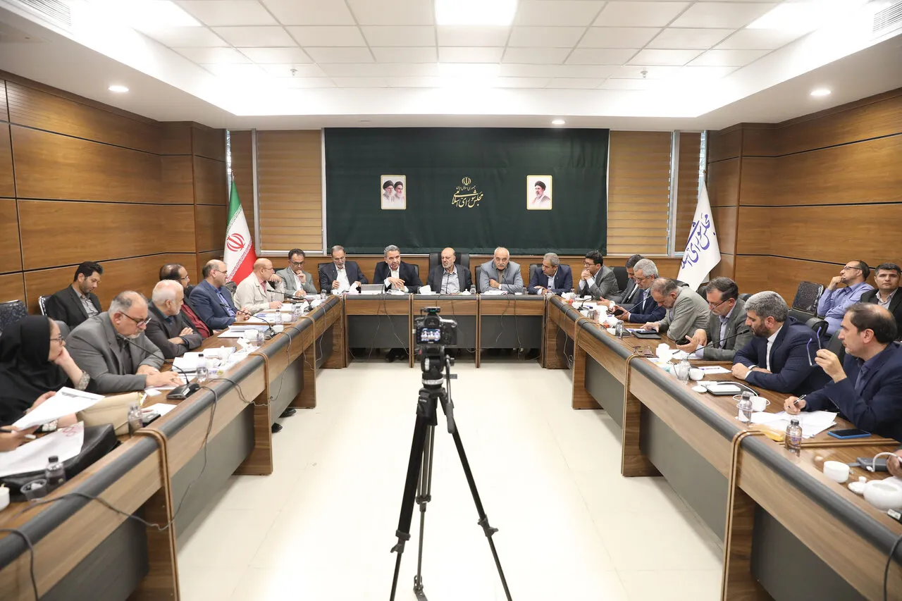 نشست کمیسیون