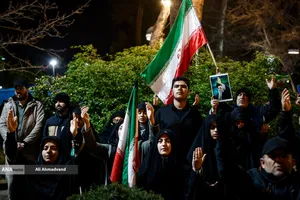 اجتماع مردمی در خونخواهی امام شهید امت - میدان امامت
