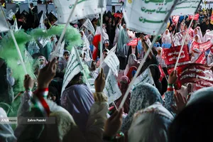  اولین جشن تشرّف (تکلیف) در میدان فاطمی