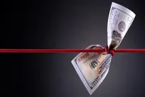 گره ساختار اقتصاد ایران، اهرم دشمن شد/ ۸۰ درصد وابستگی به واردات، علت بحران ارزی !