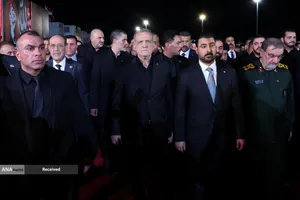 استقبال رسمی از پیکر مطهر امام شهید در عراق با حضور رییس جمهور