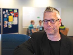 پروفسور کریستوف راندلر، استاد زیستشناسی در دانشگاه اِبرهارد کارلز توبینگن آلمان پروفسور کریستوف راندلر، استاد زیستشناسی در دانشگاه اِبرهارد کارلز توبینگن آلمان