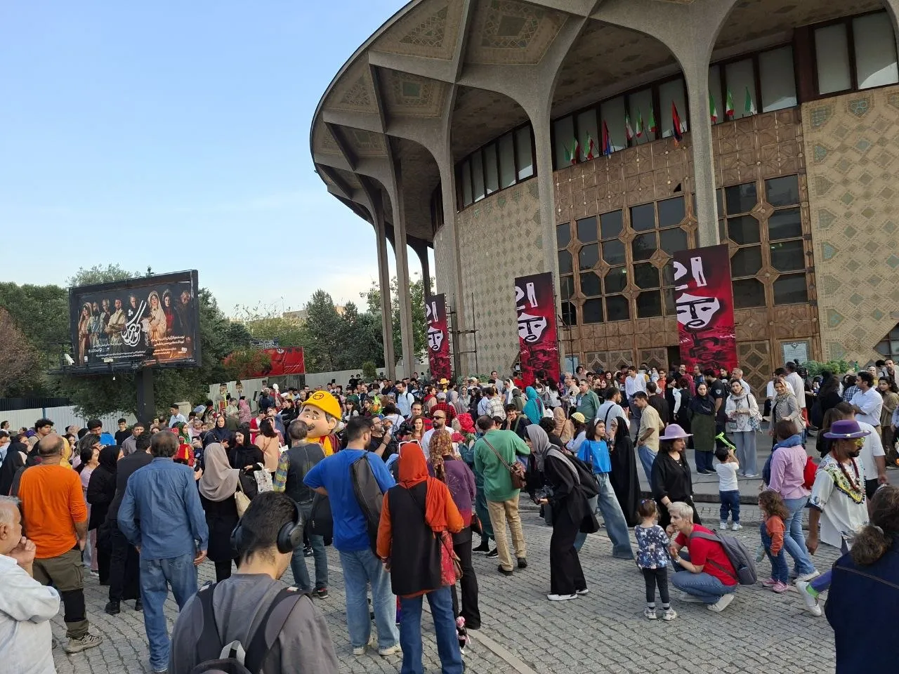 تئاتر عروسکی