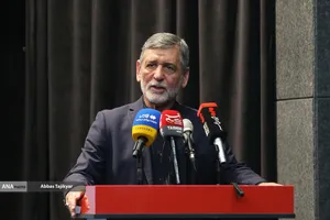 رونمایی از  کتاب &laquo;شاهی که آخر شد&raquo;