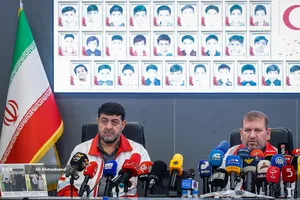 میثم افشار دبیرکل و  پیرحسین کولیوند رئیس جمعیت هلال&zwnj;احمر
