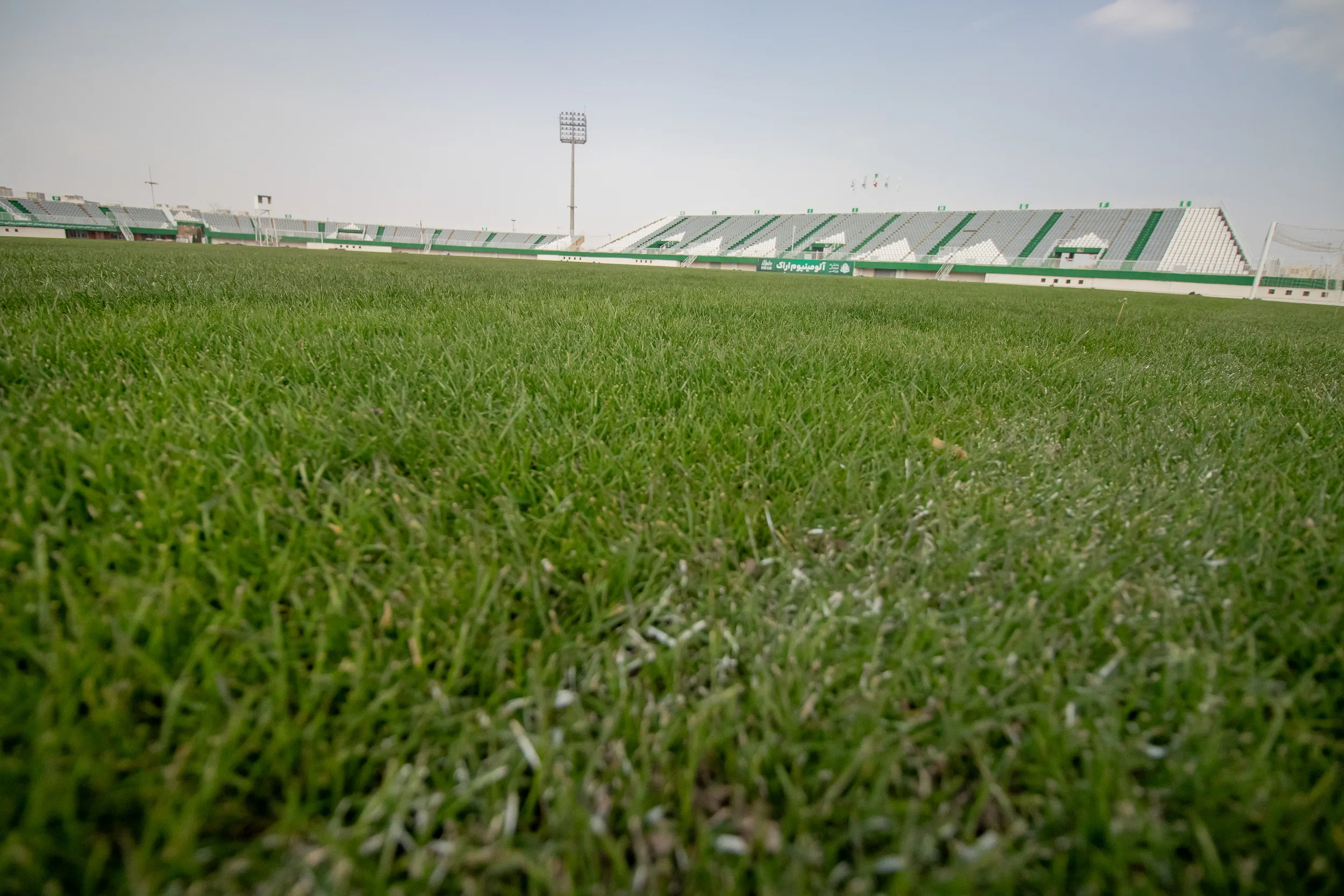 ورزشگاه امام خمینی اراک