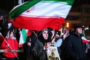 اجتماع مردمی در خونخواهی امام شهید امت - میدان انقلاب